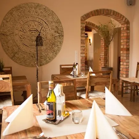 招待所 Ristorante Da Giova Buch am Erlbach